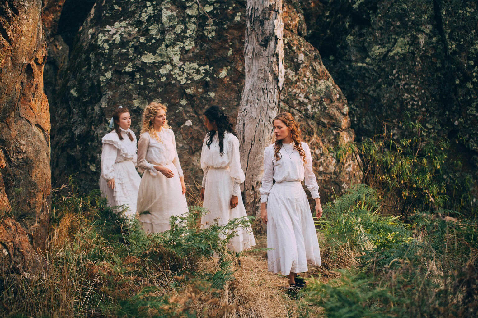 Picnic at Hanging Rock: A dreamlike atmosphere shaped by the romantic tension between order and nature